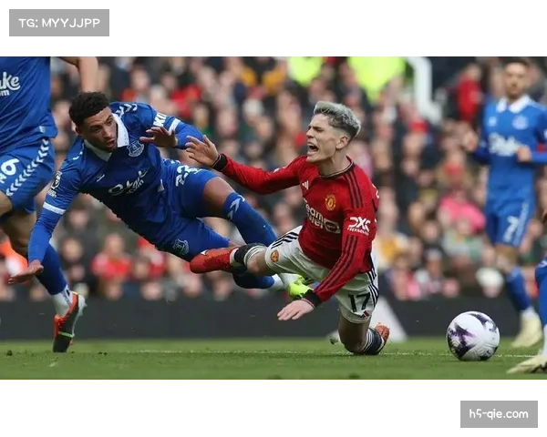 英超焦点战半场：曼联1-0领先纽卡斯尔，加纳乔开场闪击